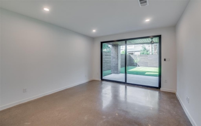 4517 Weldon Street, Dallas, TX 75204, 4 Bedrooms Bedrooms, ,3 BathroomsBathrooms,Residential Lease,For Rent,4517 Weldon Street,20934015