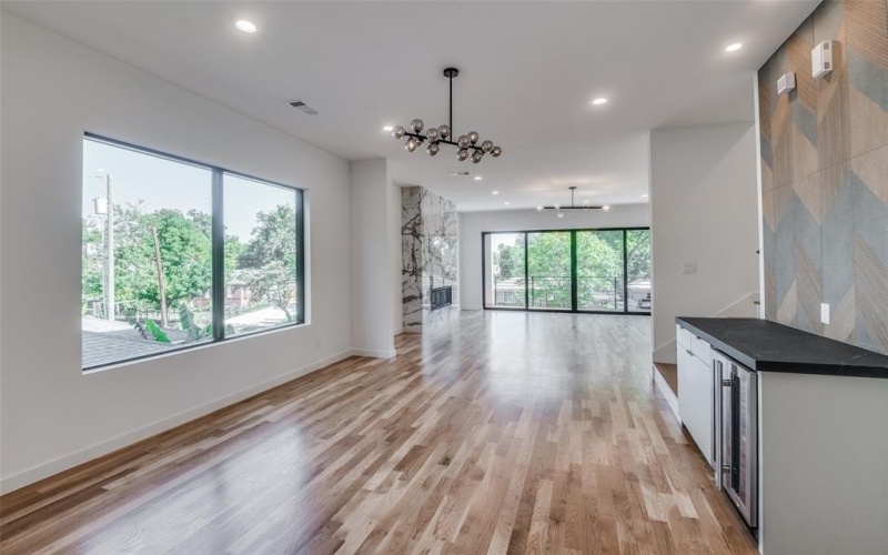 4519 Weldon Street, Dallas, TX 75204, 4 Bedrooms Bedrooms, ,3 BathroomsBathrooms,Residential Lease,For Rent,4519 Weldon Street,20935481