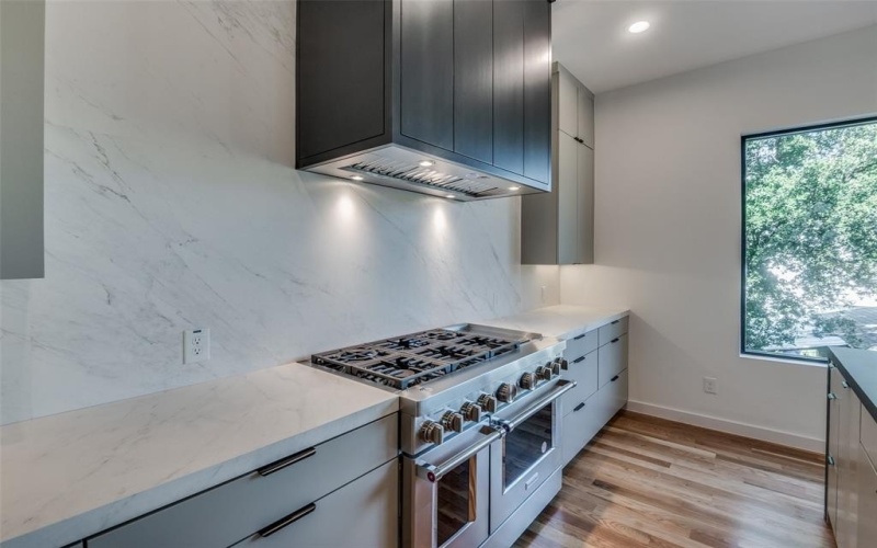 4519 Weldon Street, Dallas, TX 75204, 4 Bedrooms Bedrooms, ,3 BathroomsBathrooms,Residential Lease,For Rent,4519 Weldon Street,20935481
