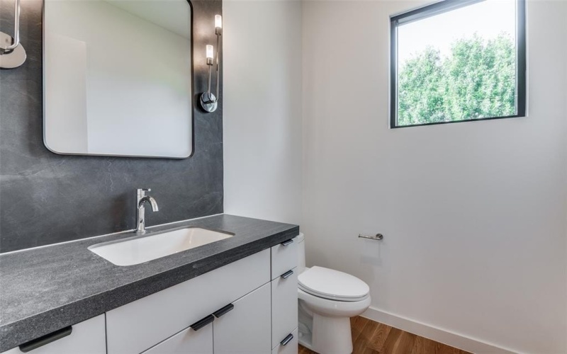 4519 Weldon Street, Dallas, TX 75204, 4 Bedrooms Bedrooms, ,3 BathroomsBathrooms,Residential Lease,For Rent,4519 Weldon Street,20935481