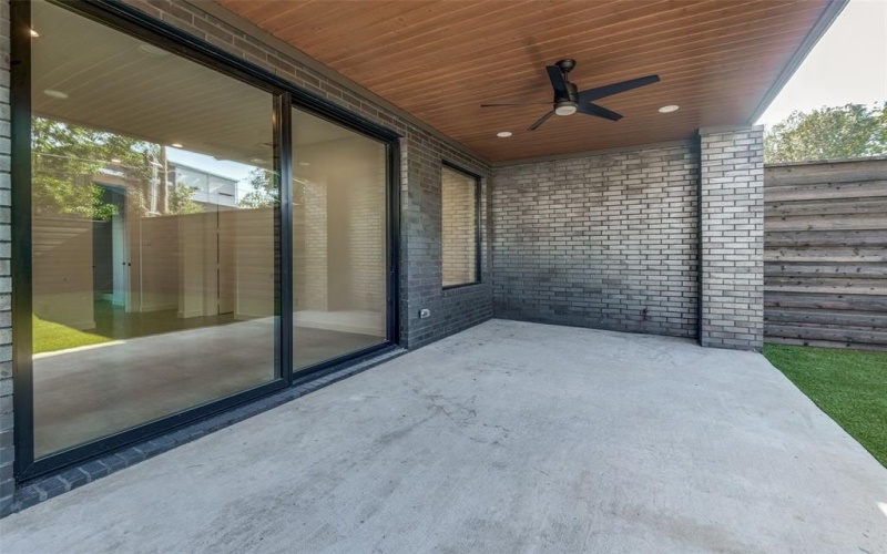 4519 Weldon Street, Dallas, TX 75204, 4 Bedrooms Bedrooms, ,3 BathroomsBathrooms,Residential Lease,For Rent,4519 Weldon Street,20935481