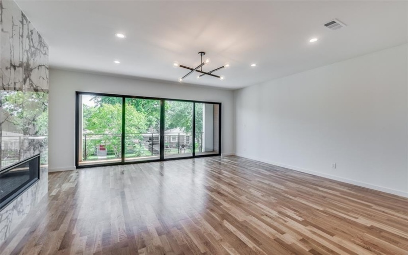 4519 Weldon Street, Dallas, TX 75204, 4 Bedrooms Bedrooms, ,3 BathroomsBathrooms,Residential Lease,For Rent,4519 Weldon Street,20935481