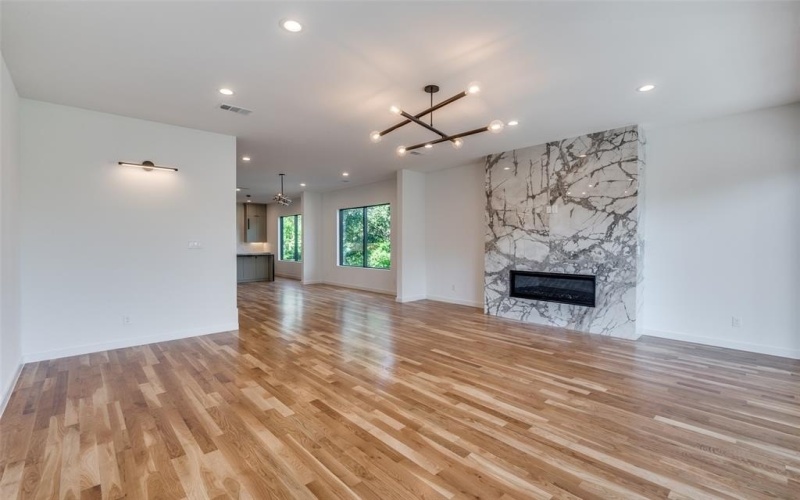 4519 Weldon Street, Dallas, TX 75204, 4 Bedrooms Bedrooms, ,3 BathroomsBathrooms,Residential Lease,For Rent,4519 Weldon Street,20935481