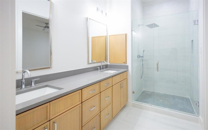 2935 Lovers Lane, University Park, TX 75225, 6 Habitaciones Habitaciones , ,7 BañosBaños,Residential,En Venta,2935 Lovers Lane,20939784