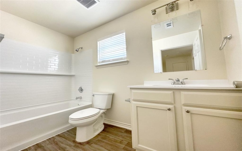 1701 St Louis Avenue, Fort Worth, TX 76110, 3 Bedrooms Bedrooms, ,2 BathroomsBathrooms,Residential,For Sale,1701 St Louis Avenue,20944706