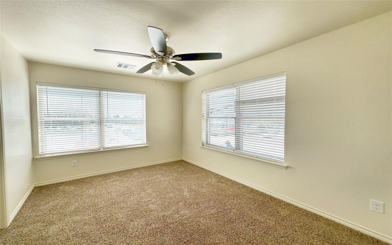 1703 St Louis Avenue, Fort Worth, TX 76110, 3 Habitaciones Habitaciones , ,2 BañosBaños,Residential,En Venta,1703 St Louis Avenue,20944723