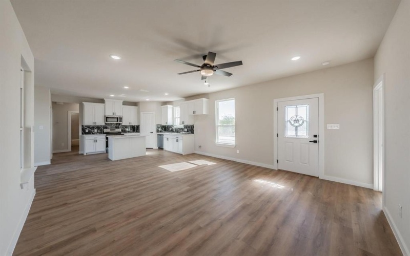184 Cactus Canyon Drive, Bridgeport, TX 76426, 3 Habitaciones Habitaciones , ,2 BañosBaños,Residential,En Venta,184 Cactus Canyon Drive,20943903