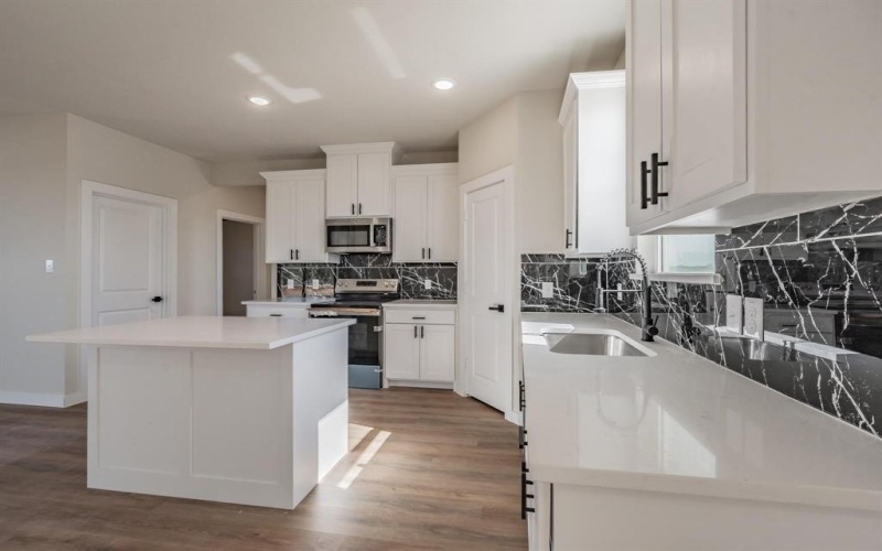 184 Cactus Canyon Drive, Bridgeport, TX 76426, 3 Habitaciones Habitaciones , ,2 BañosBaños,Residential,En Venta,184 Cactus Canyon Drive,20943903