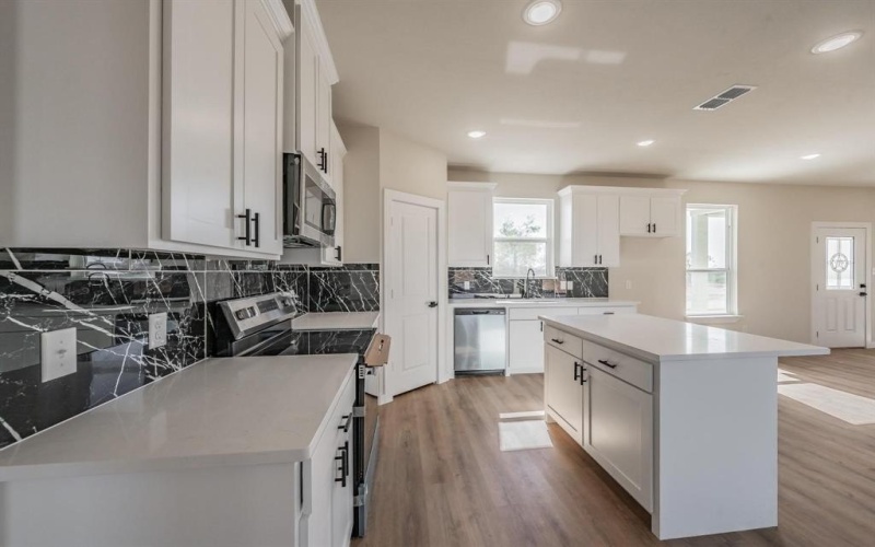 184 Cactus Canyon Drive, Bridgeport, TX 76426, 3 Habitaciones Habitaciones , ,2 BañosBaños,Residential,En Venta,184 Cactus Canyon Drive,20943903