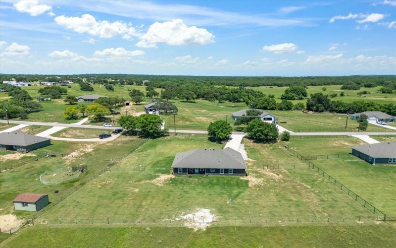 431 Advance Road, Weatherford, TX 76088, 3 Bedrooms Bedrooms, ,2 BathroomsBathrooms,Residential,For Sale,431 Advance Road,20944821
