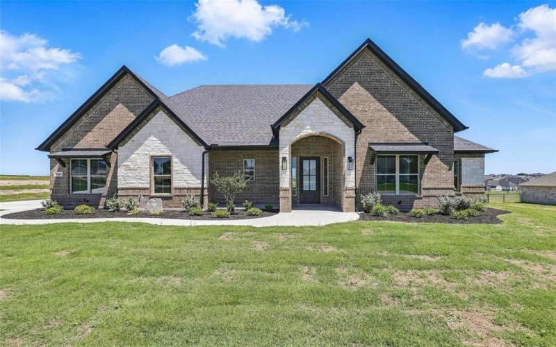 1065 Uplift Drive, Weatherford, TX 76087, 4 Bedrooms Bedrooms, ,2 BathroomsBathrooms,Residential,For Sale,1065 Uplift Drive,20945035