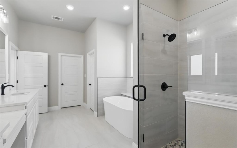 1065 Uplift Drive, Weatherford, TX 76087, 4 Bedrooms Bedrooms, ,2 BathroomsBathrooms,Residential,For Sale,1065 Uplift Drive,20945035