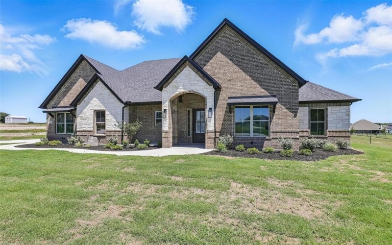 1065 Uplift Drive, Weatherford, TX 76087, 4 Bedrooms Bedrooms, ,2 BathroomsBathrooms,Residential,For Sale,1065 Uplift Drive,20945035