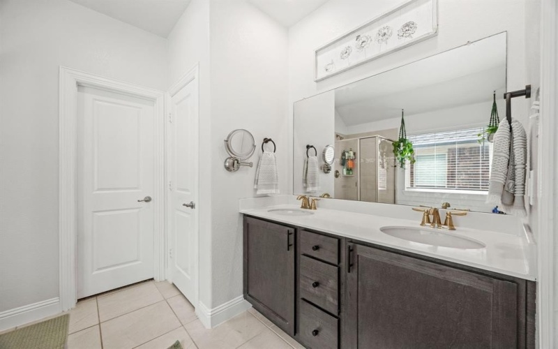 11013 Cobalt Drive, Aubrey, TX 76227, 3 Bedrooms Bedrooms, ,2 BathroomsBathrooms,Residential,For Sale,11013 Cobalt Drive,20944808