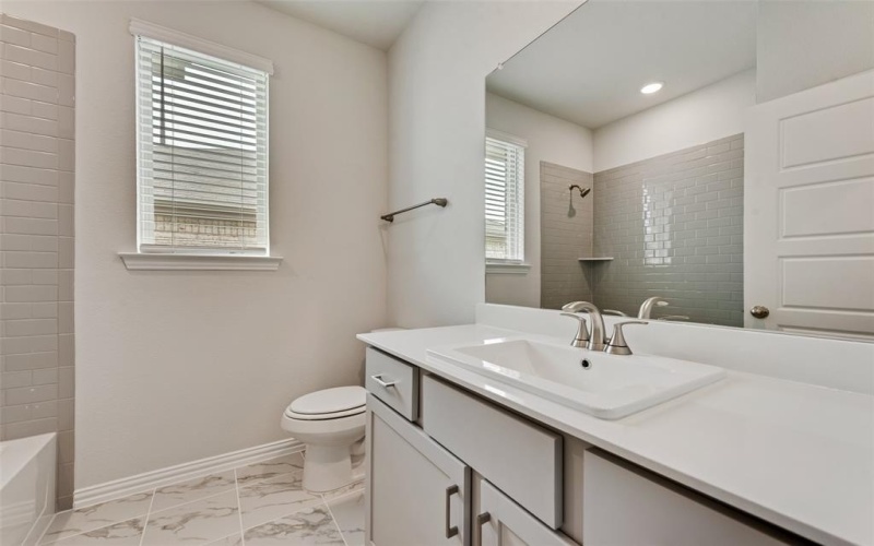 3404 Riverlawn Drive, Anna, TX 75409, 4 Bedrooms Bedrooms, ,3 BathroomsBathrooms,Residential,For Sale,3404 Riverlawn Drive,20944809