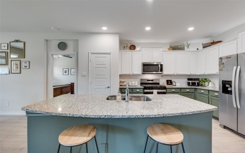 10104 Tidwell Street, Aubrey, TX 76227, 3 Bedrooms Bedrooms, ,2 BathroomsBathrooms,Residential,For Sale,10104 Tidwell Street,20944816
