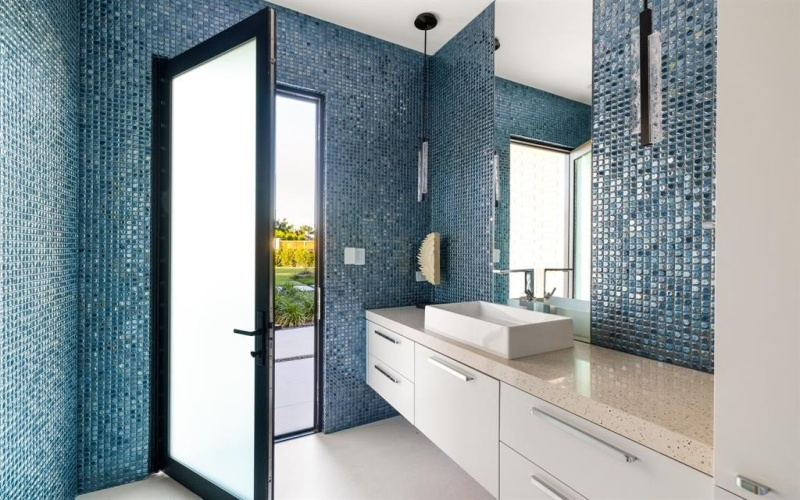 4527 N Lindhurst Avenue, Dallas, TX 75229, 5 Bedrooms Bedrooms, ,6 BathroomsBathrooms,Residential,For Sale,4527 N Lindhurst Avenue,20945183
