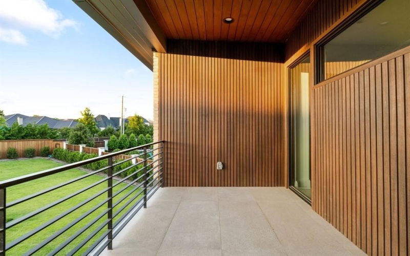 4527 N Lindhurst Avenue, Dallas, TX 75229, 5 Bedrooms Bedrooms, ,6 BathroomsBathrooms,Residential,For Sale,4527 N Lindhurst Avenue,20945183