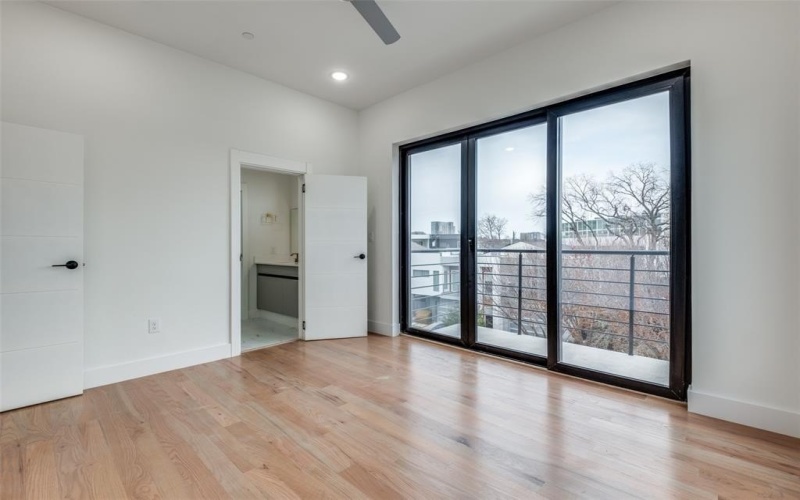 2613 Calvin Street #8, Dallas, TX 75204, 2 Bedrooms Bedrooms, ,2 BathroomsBathrooms,Residential Lease,For Rent,2613 Calvin Street,20945230