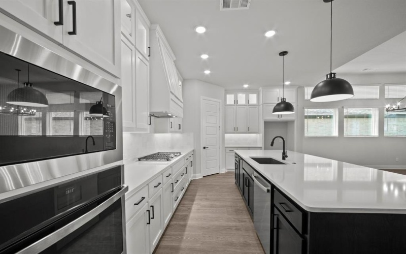 212 Pioneer Trail, Northlake, TX 76247, 5 Bedrooms Bedrooms, ,3 BathroomsBathrooms,Residential,For Sale,212 Pioneer Trail,20945270
