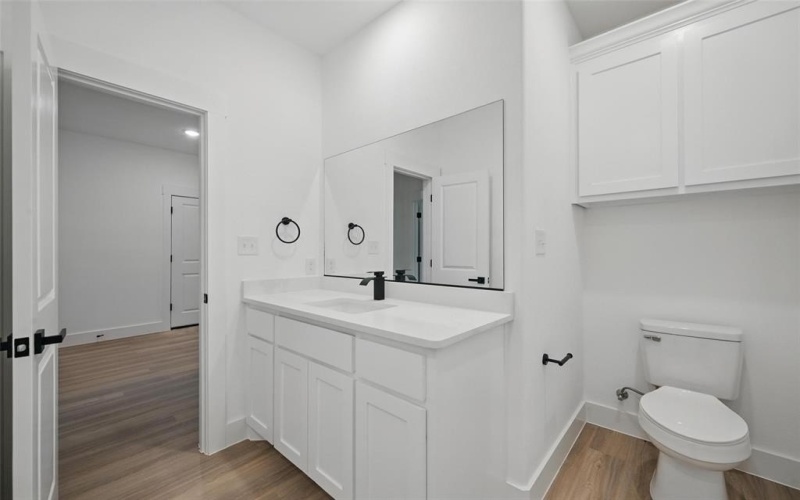 2738 W Washington Street, Denison, TX 75020, 3 Bedrooms Bedrooms, ,2 BathroomsBathrooms,Residential,For Sale,2738 W Washington Street,20945283