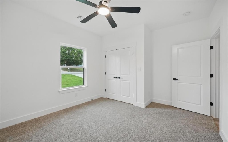 2738 W Washington Street, Denison, TX 75020, 3 Bedrooms Bedrooms, ,2 BathroomsBathrooms,Residential,For Sale,2738 W Washington Street,20945283