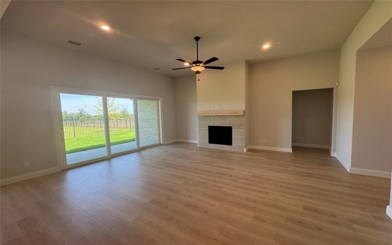 2016 Morris Street, Rockwall, TX 75087, 5 Bedrooms Bedrooms, ,5 BathroomsBathrooms,Residential,For Sale,2016 Morris Street,20943470