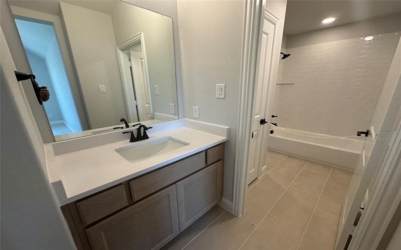 2016 Morris Street, Rockwall, TX 75087, 5 Bedrooms Bedrooms, ,5 BathroomsBathrooms,Residential,For Sale,2016 Morris Street,20943470