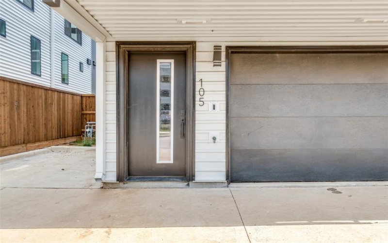 4701 San Jacinto Street #101, Dallas, TX 75204, 2 Bedrooms Bedrooms, ,2 BathroomsBathrooms,Residential,For Sale,4701 San Jacinto Street,20938991