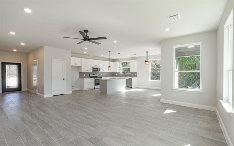 2825 Steepleridge Circle, Granbury, TX 76048, 4 Bedrooms Bedrooms, ,2 BathroomsBathrooms,Residential,For Sale,2825 Steepleridge Circle,20930646