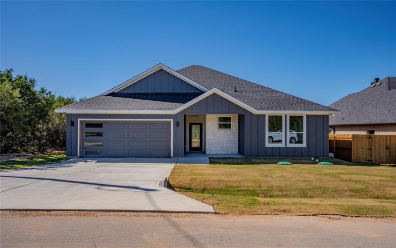 2825 Steepleridge Circle, Granbury, TX 76048, 4 Bedrooms Bedrooms, ,2 BathroomsBathrooms,Residential,For Sale,2825 Steepleridge Circle,20930646