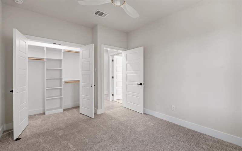 5601 San Jacinto Drive, Granbury, TX 76048, 3 Bedrooms Bedrooms, ,2 BathroomsBathrooms,Residential,For Sale,5601 San Jacinto Drive,20945789