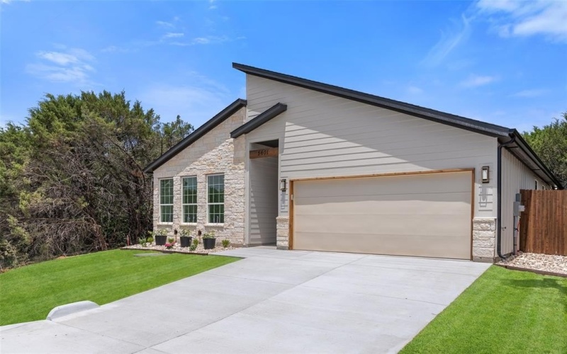 5601 San Jacinto Drive, Granbury, TX 76048, 3 Bedrooms Bedrooms, ,2 BathroomsBathrooms,Residential,For Sale,5601 San Jacinto Drive,20945789