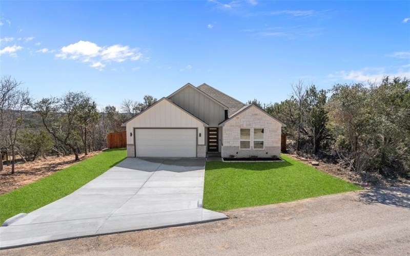 2325 Neches Street, Granbury, TX 76048, 4 Bedrooms Bedrooms, ,2 BathroomsBathrooms,Residential,For Sale,2325 Neches Street,20945846