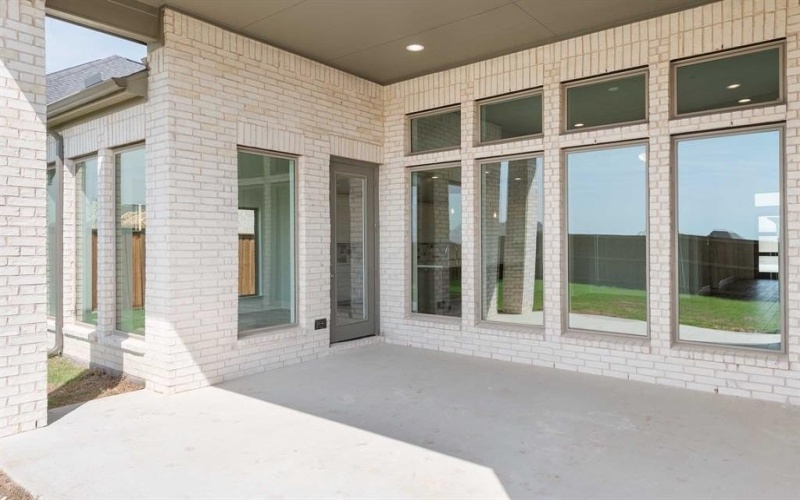 10453 Gray Hills Drive, Fort Worth, TX 76126, 4 Bedrooms Bedrooms, ,3 BathroomsBathrooms,Residential,For Sale,10453 Gray Hills Drive,20945437