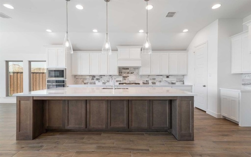 10453 Gray Hills Drive, Fort Worth, TX 76126, 4 Bedrooms Bedrooms, ,3 BathroomsBathrooms,Residential,For Sale,10453 Gray Hills Drive,20945437