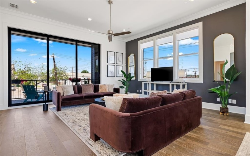 201 Carroll Street, Fort Worth, TX 76107, 3 Bedrooms Bedrooms, ,3 BathroomsBathrooms,Residential,For Sale,201 Carroll Street,20945511