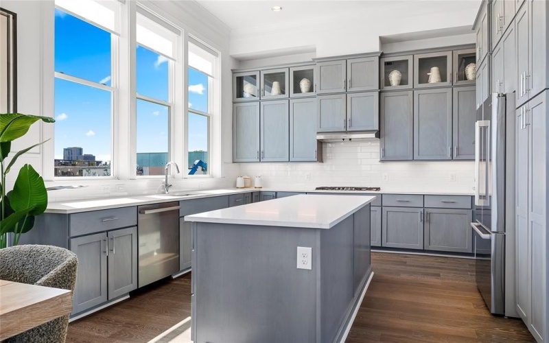 201 Carroll Street, Fort Worth, TX 76107, 3 Bedrooms Bedrooms, ,3 BathroomsBathrooms,Residential,For Sale,201 Carroll Street,20945511