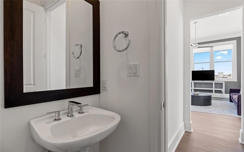 201 Carroll Street, Fort Worth, TX 76107, 3 Bedrooms Bedrooms, ,3 BathroomsBathrooms,Residential,For Sale,201 Carroll Street,20945511