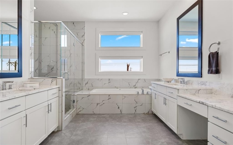 201 Carroll Street, Fort Worth, TX 76107, 3 Bedrooms Bedrooms, ,3 BathroomsBathrooms,Residential,For Sale,201 Carroll Street,20945511