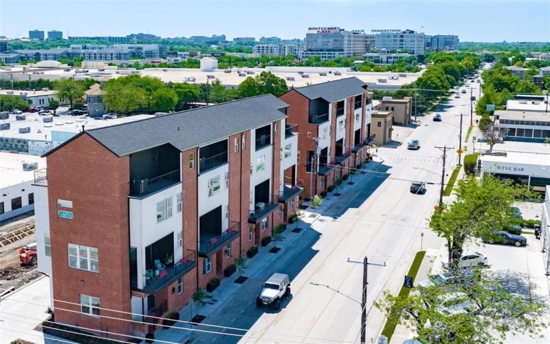201 Carroll Street, Fort Worth, TX 76107, 3 Bedrooms Bedrooms, ,3 BathroomsBathrooms,Residential,For Sale,201 Carroll Street,20945511