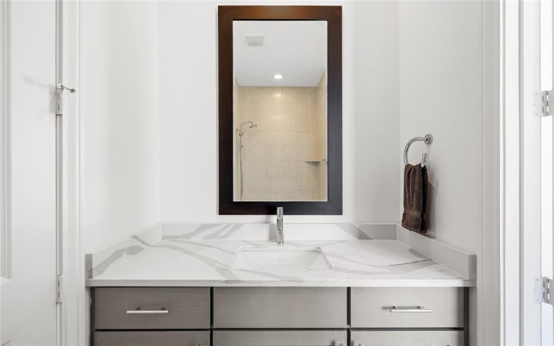 201 Carroll Street, Fort Worth, TX 76107, 3 Bedrooms Bedrooms, ,3 BathroomsBathrooms,Residential,For Sale,201 Carroll Street,20945511