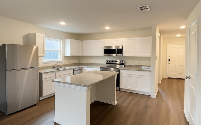414 E Munson Street, Denison, TX 75020, 3 Bedrooms Bedrooms, ,2 BathroomsBathrooms,Residential Lease,For Rent,414 E Munson Street,20945555