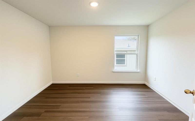 414 E Munson Street, Denison, TX 75020, 3 Bedrooms Bedrooms, ,2 BathroomsBathrooms,Residential Lease,For Rent,414 E Munson Street,20945555
