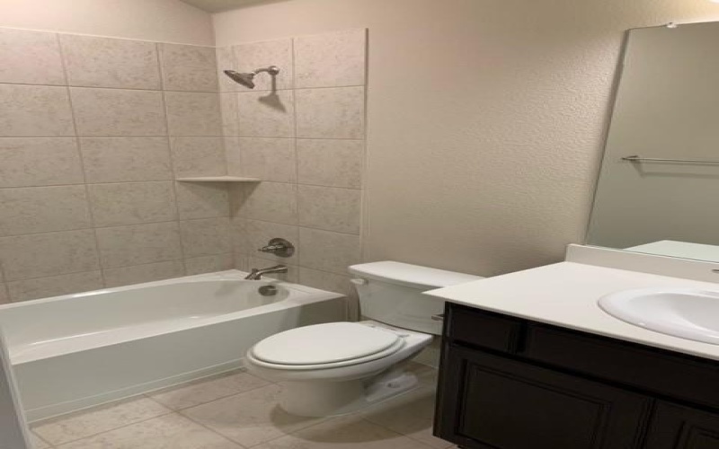 1402 Warringwood Drive, Greenville, TX 75402, 3 Habitaciones Habitaciones , ,2 BañosBaños,Residential Lease,En Alquiler,1402 Warringwood Drive,20945654