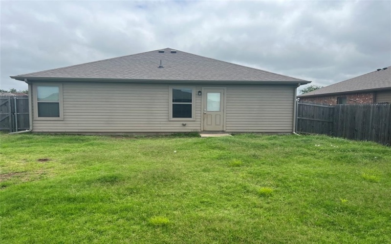 1402 Warringwood Drive, Greenville, TX 75402, 3 Habitaciones Habitaciones , ,2 BañosBaños,Residential Lease,En Alquiler,1402 Warringwood Drive,20945654