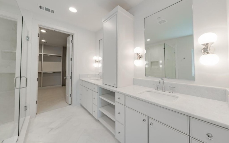 4129 Grassmere, University Park, TX 75205, 4 Bedrooms Bedrooms, ,6 BathroomsBathrooms,Residential Lease,For Rent,4129 Grassmere,20945662