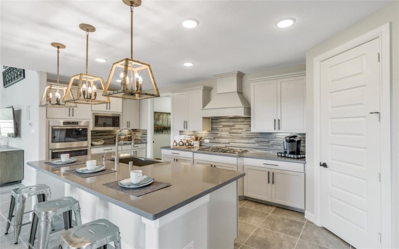 4224 Gladewater Avenue, McKinney, TX 75071, 5 Bedrooms Bedrooms, ,5 BathroomsBathrooms,Residential,For Sale,4224 Gladewater Avenue,20945783