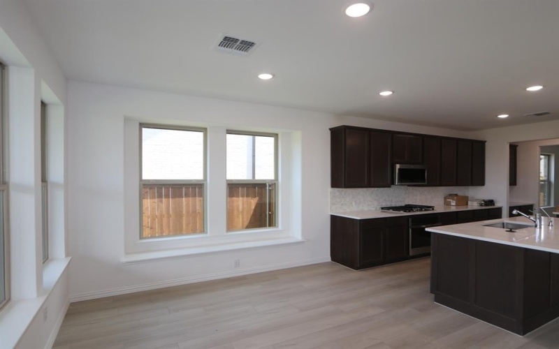 6629 Tadpole Trail, McKinney, TX 75071, 4 Bedrooms Bedrooms, ,3 BathroomsBathrooms,Residential,For Sale,6629 Tadpole Trail,20945987