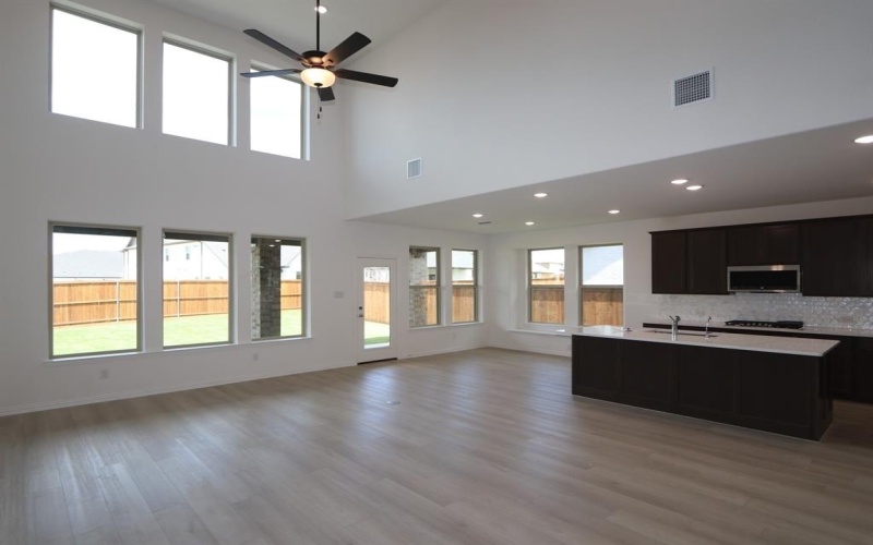 6629 Tadpole Trail, McKinney, TX 75071, 4 Bedrooms Bedrooms, ,3 BathroomsBathrooms,Residential,For Sale,6629 Tadpole Trail,20945987
